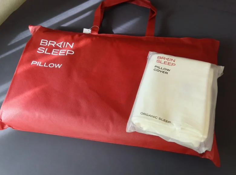 BRAIN SLEEP STRETCH メッシュ枕 赤収納バッグ付き（BRAIN SLEEP 