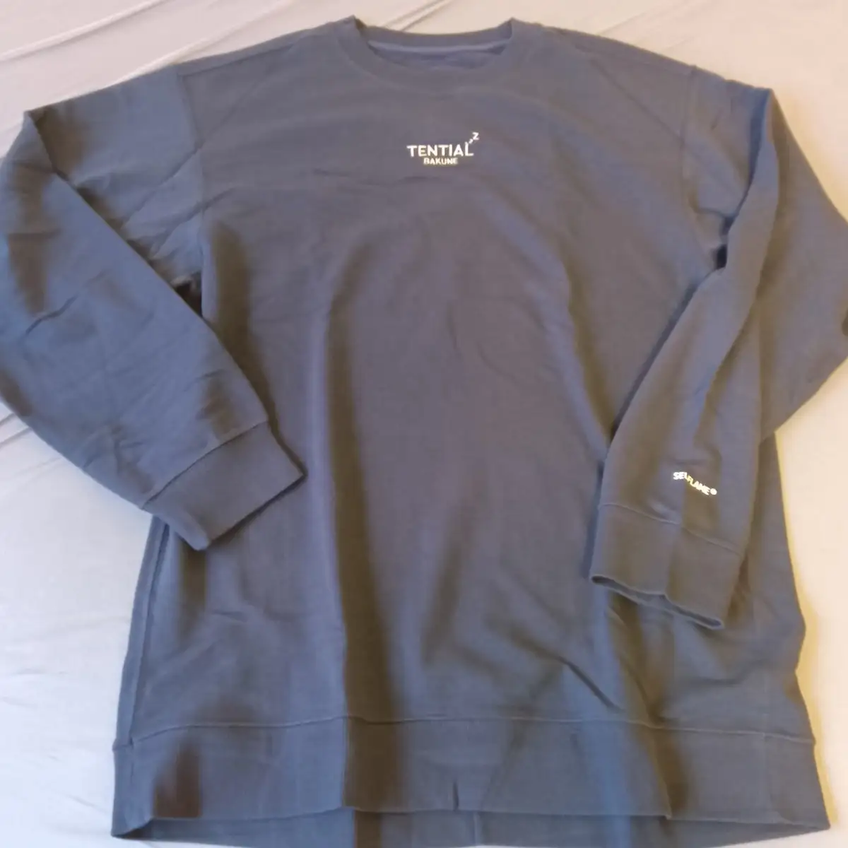 BAKUNEスウェット・トップス